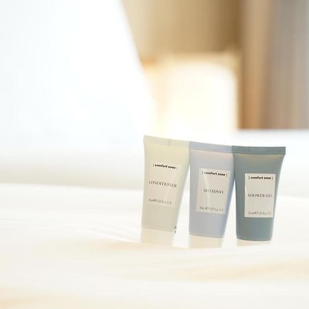 Oakwood Hotel Oike Кіото Екстер'єр фото